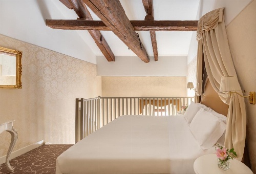 Una Hotel Venezia image 1