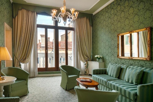 Una Hotel Venezia image 22